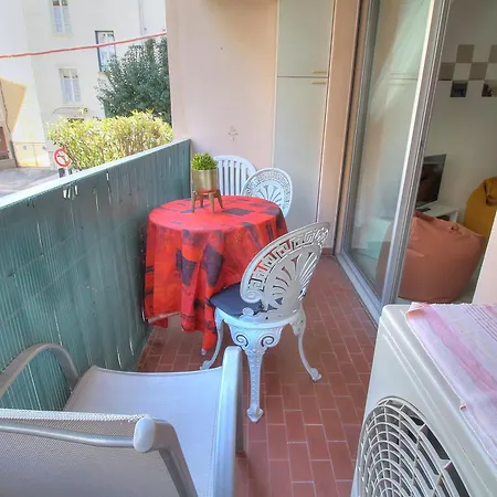 Confort, Parking Prive, Terrasse Et