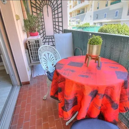 Lejlighed Confort, Parking Prive, Terrasse Et